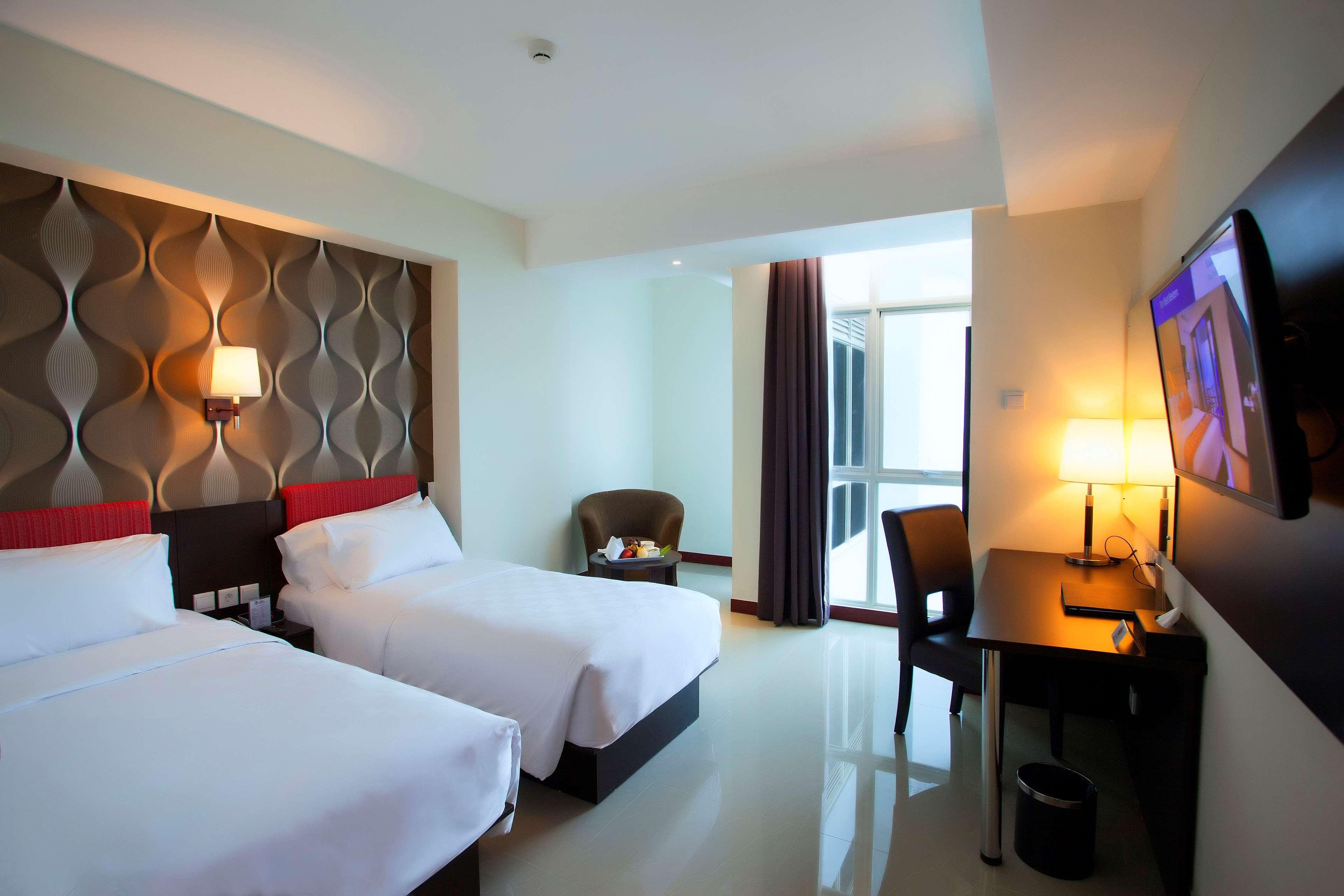 เบสต เวสเทิร์น เดอะ ลากูน โฮเต็ล Hotel มานาโด ภายนอก รูปภาพ
