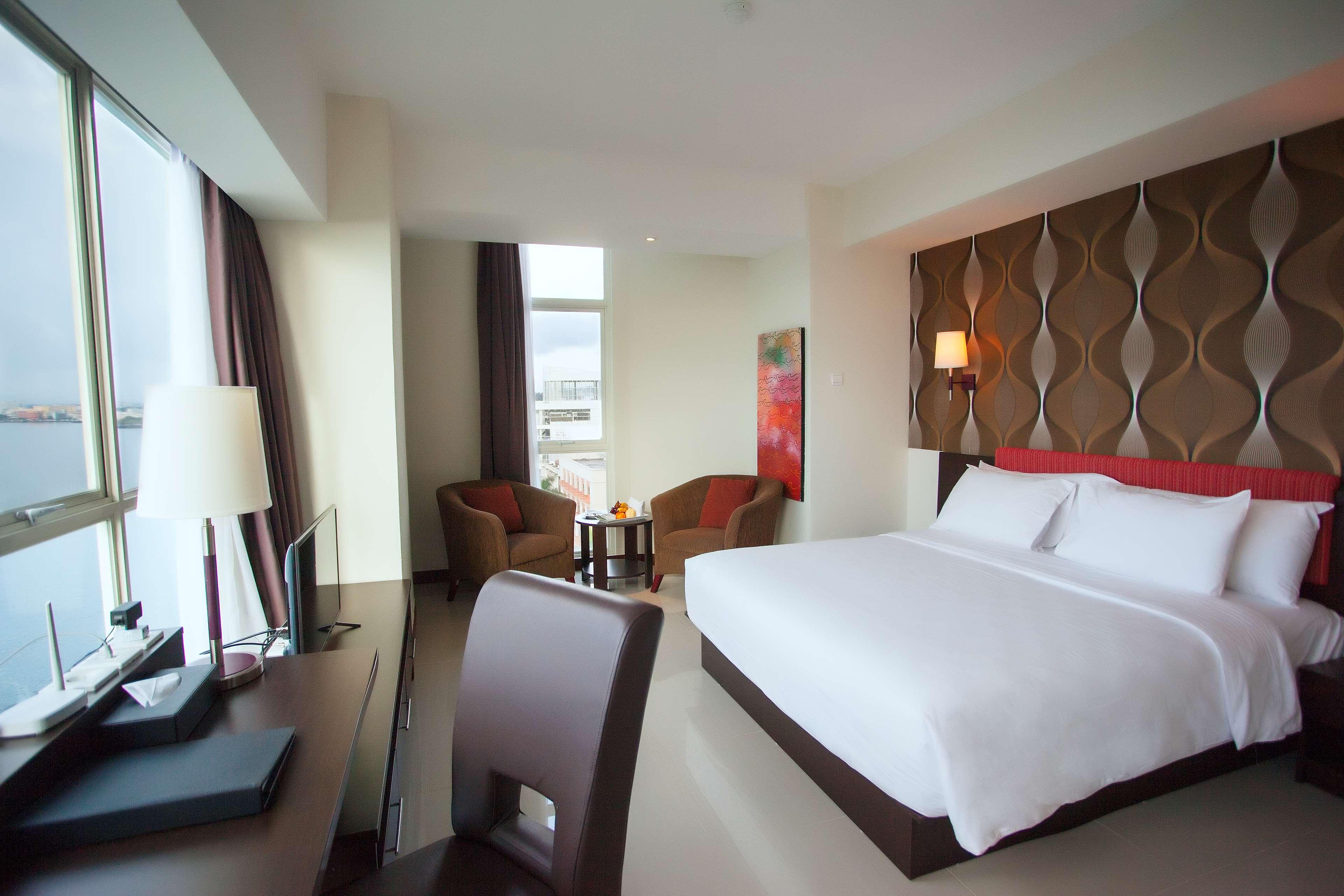 เบสต เวสเทิร์น เดอะ ลากูน โฮเต็ล Hotel มานาโด ภายนอก รูปภาพ