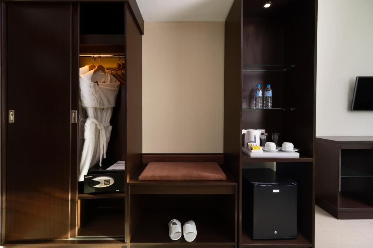 เบสต เวสเทิร์น เดอะ ลากูน โฮเต็ล Hotel มานาโด ภายนอก รูปภาพ